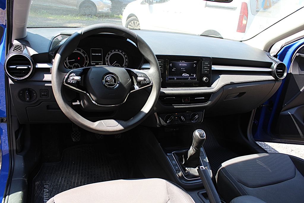 skoda-fabia-iv-1-0-mpi-klima - 9