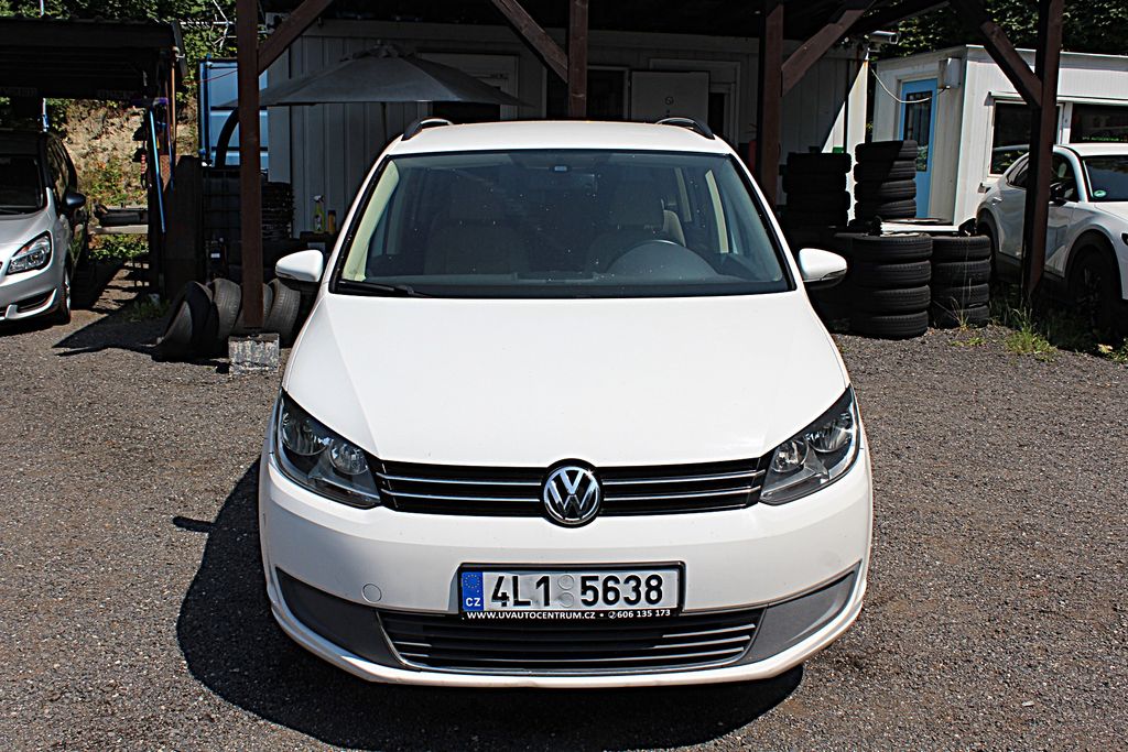 volkswagen-touran-1-2-tsi-81727-km - 1