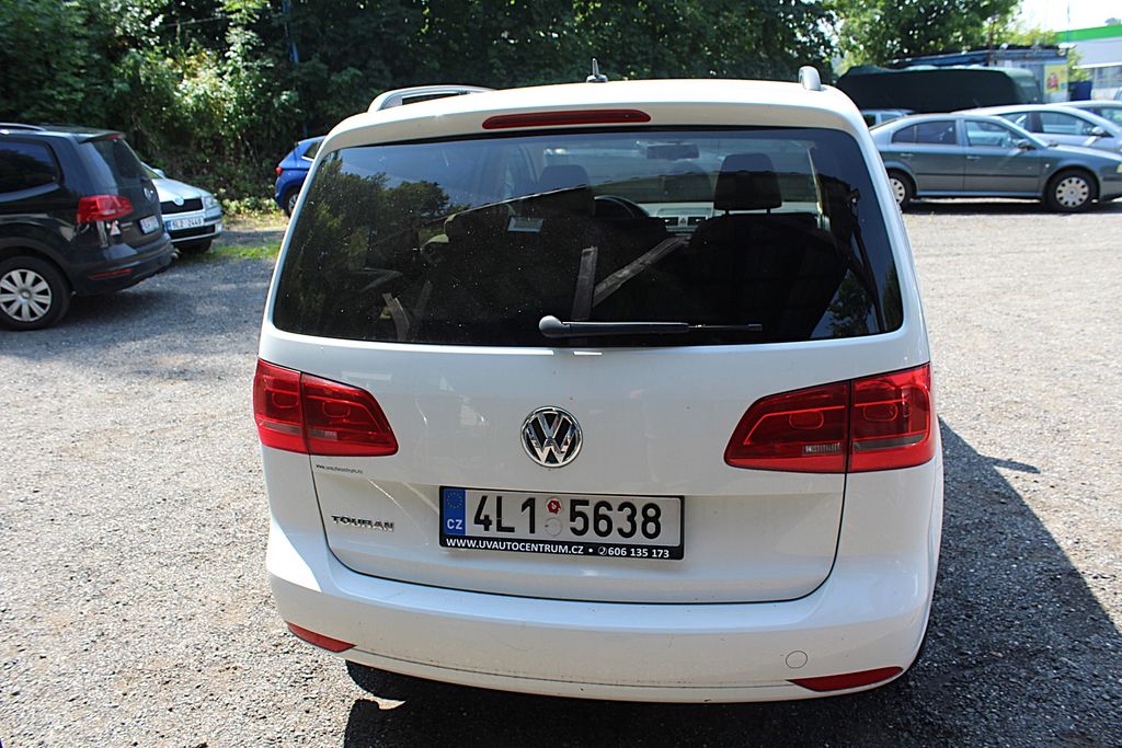 volkswagen-touran-1-2-tsi-81727-km - 5