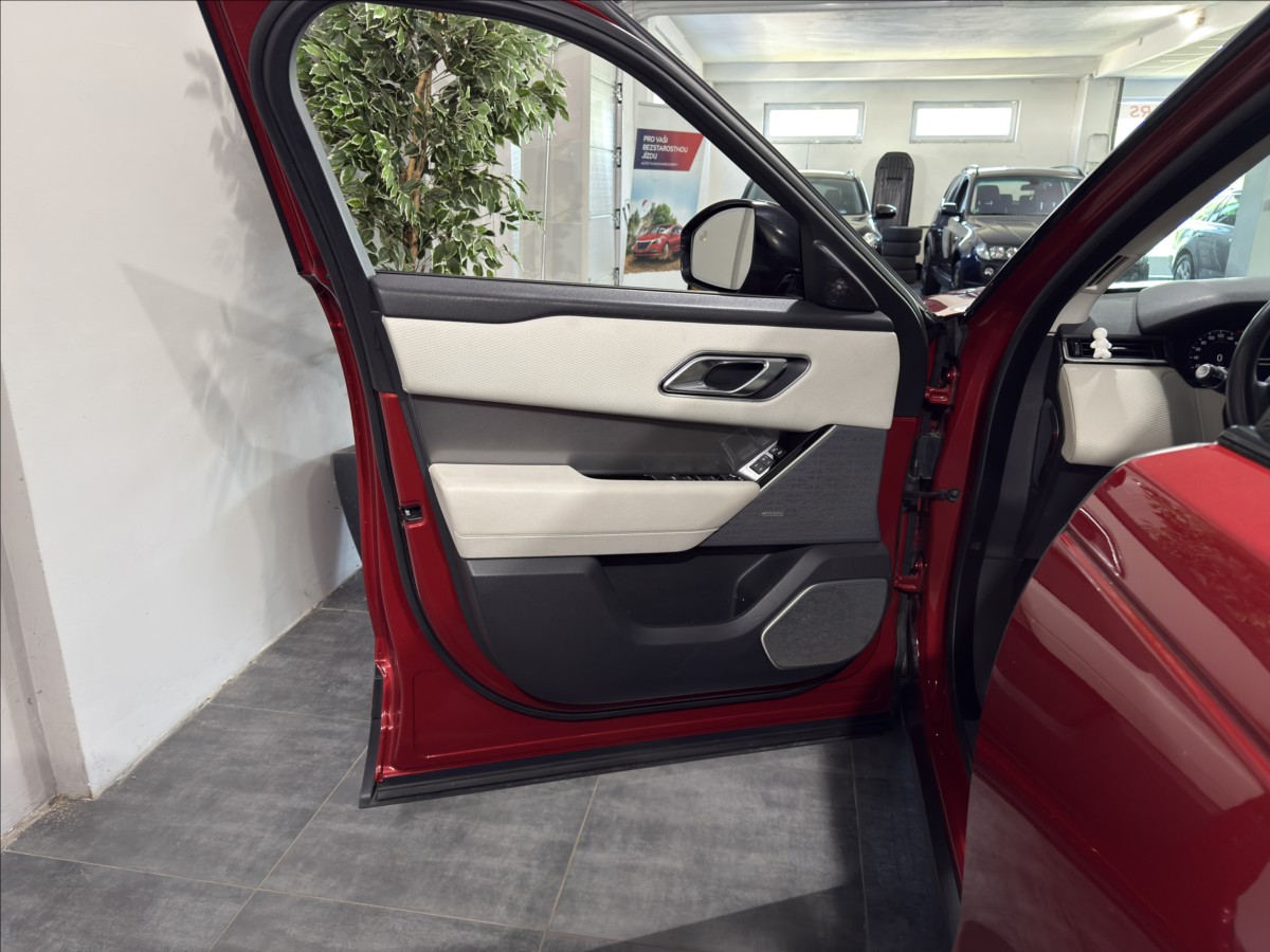 land-rover-range-rover-velar-2-0-d180-awd-dynamic-hse - 5