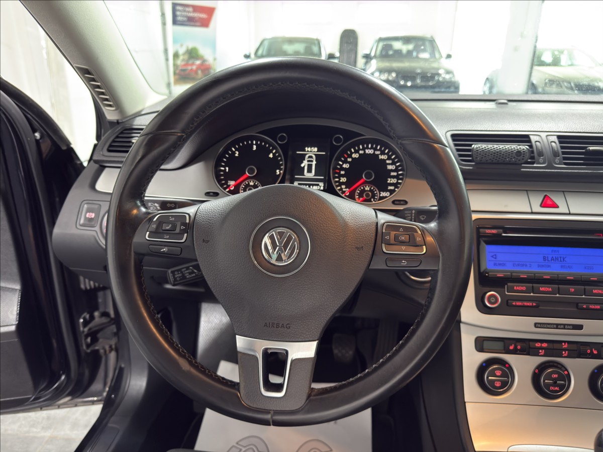 volkswagen-passat-2-0-tdi-103kw-bez-koroze-top - 8