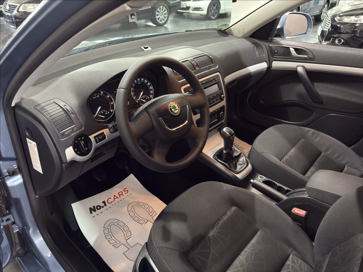 skoda-octavia-1-4-tsi-90kw-1-maj-family - 7
