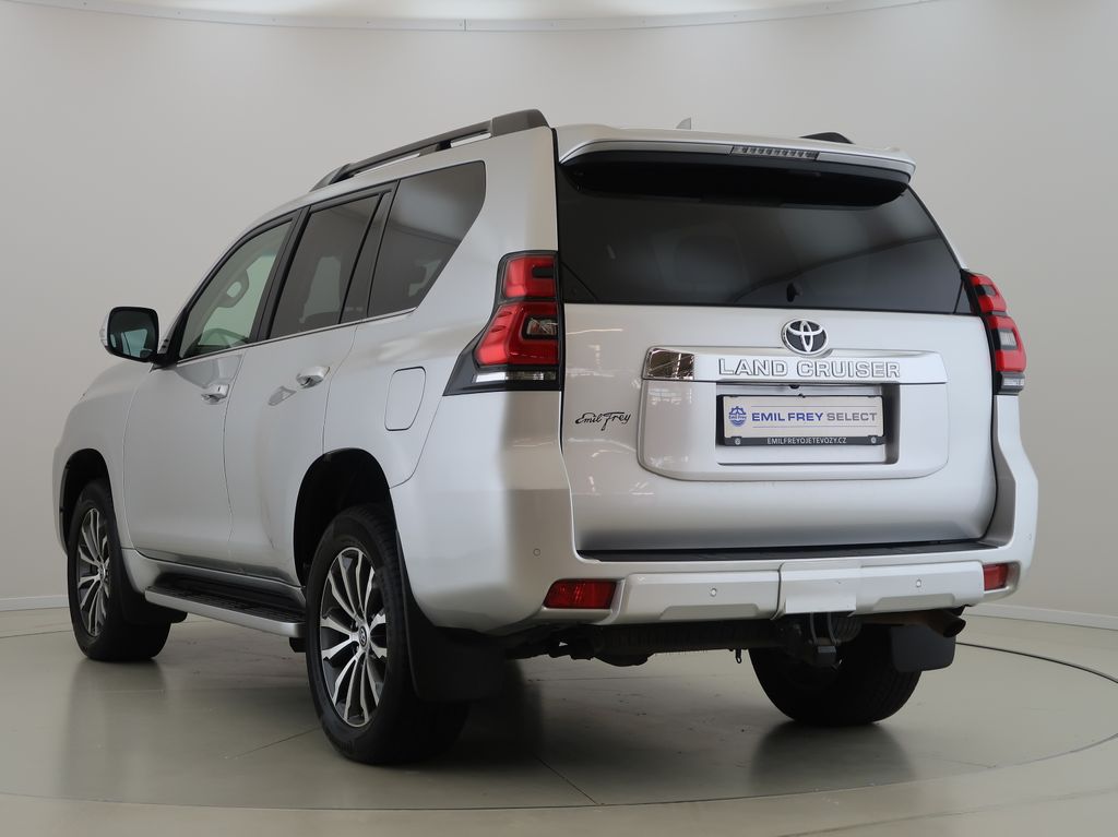 toyota-land-cruiser-2-8-d-4d-130kw-executive-cz-1maj - 6