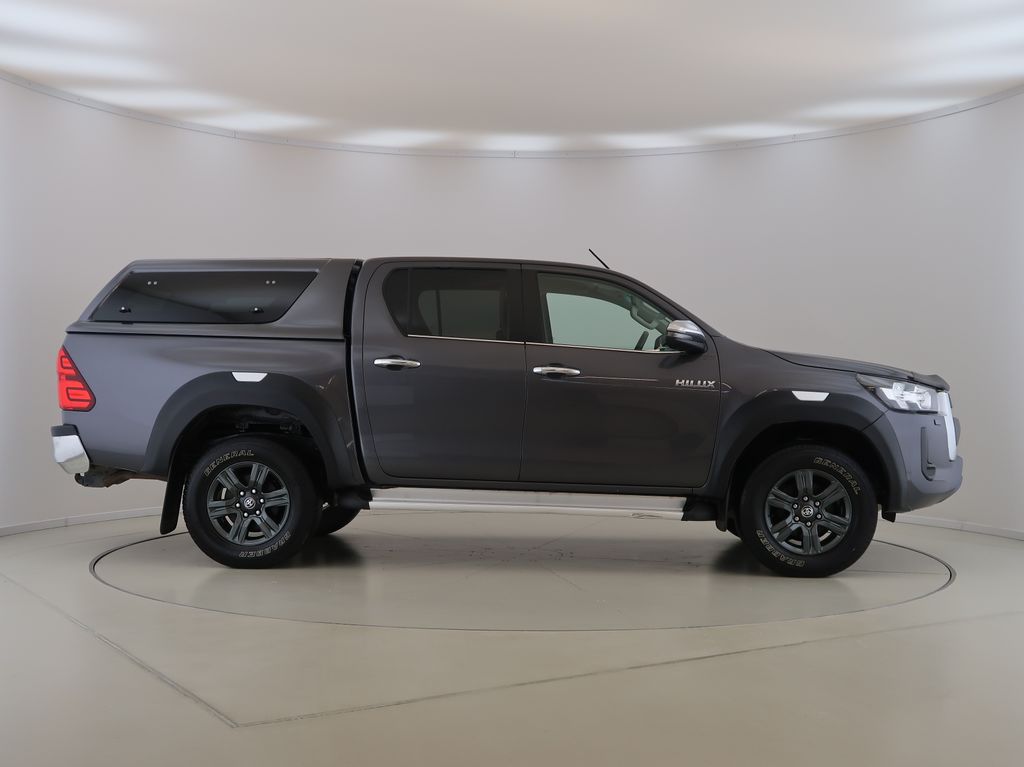 toyota-hilux-2-8-d-4d-doublecab-4x4-cz-1maj - 3