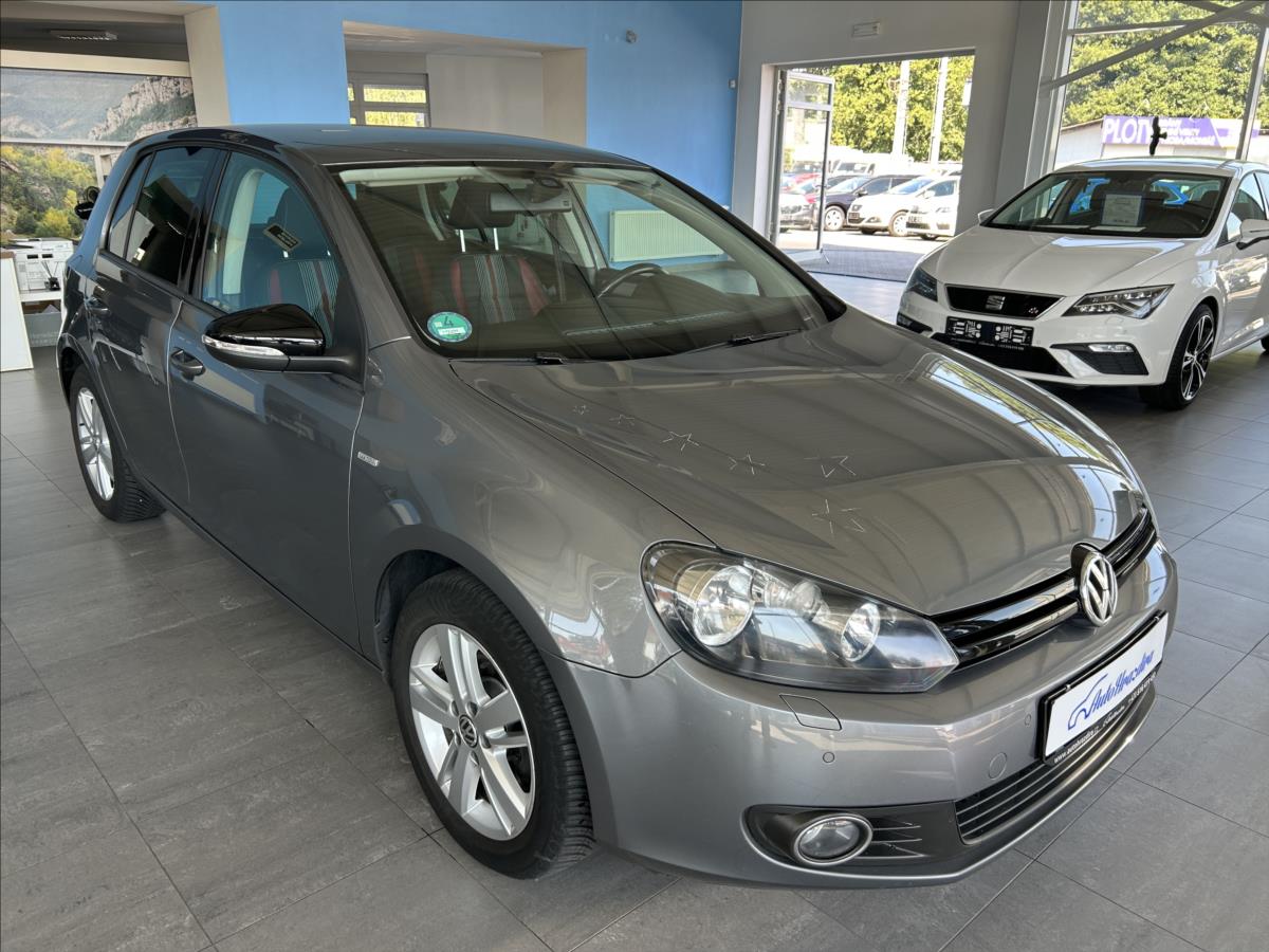 Volkswagen Golf 1,2   TSI,SERVISKA,MATCH