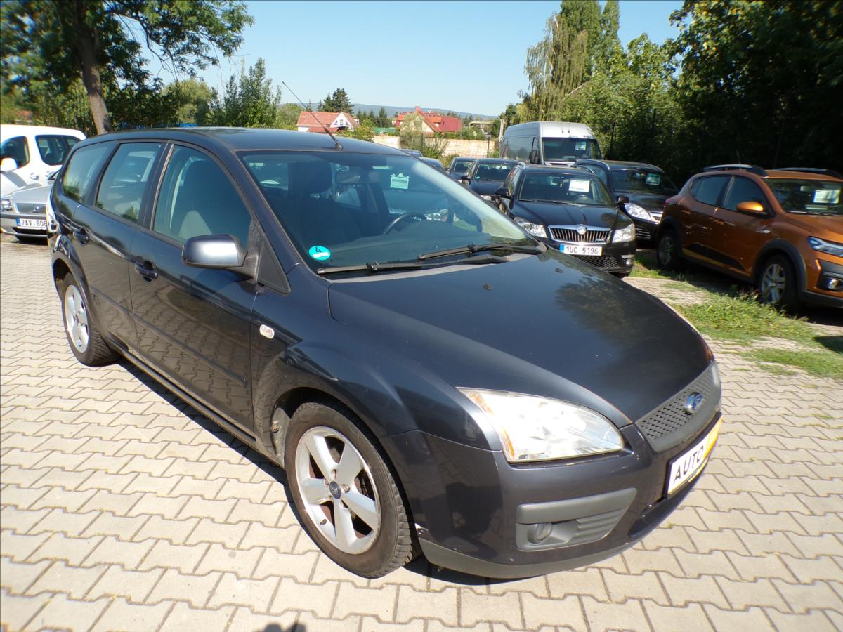 Ford Focus 1,6 16V  TAŽNÉ ZAŘÍZENÍ