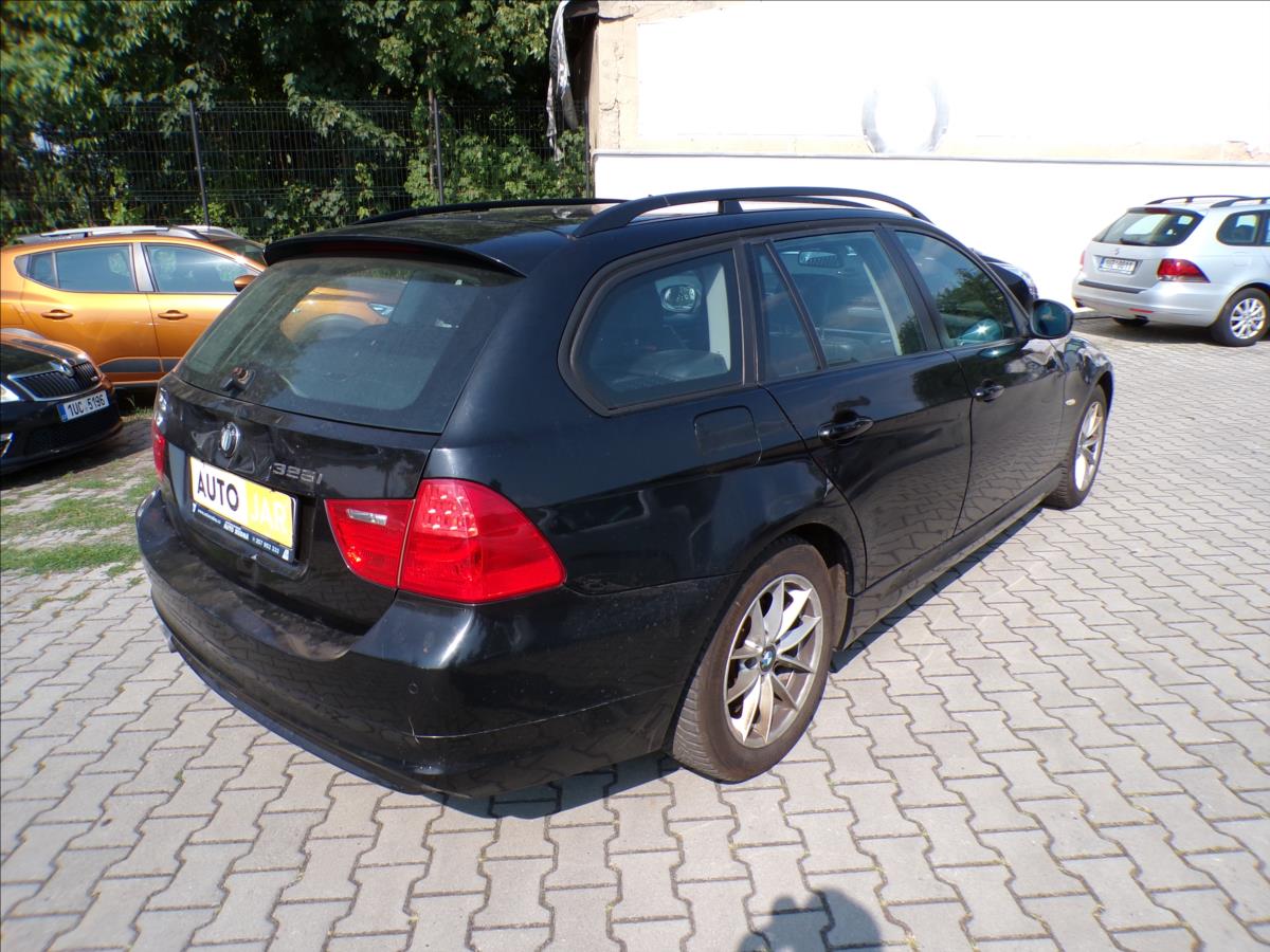 bmw-rada-3-2-0-320d-xdrive - 4