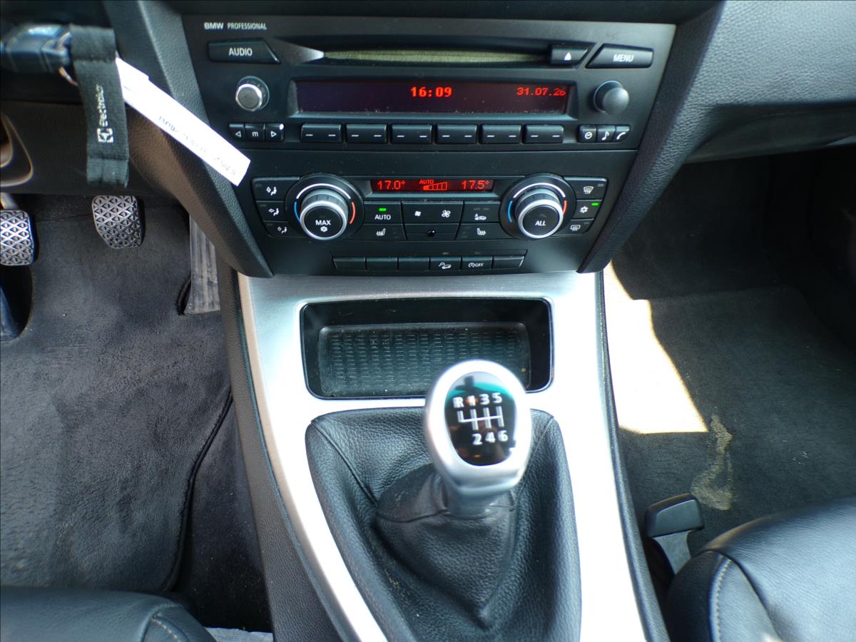 bmw-rada-3-2-0-320d-xdrive - 9