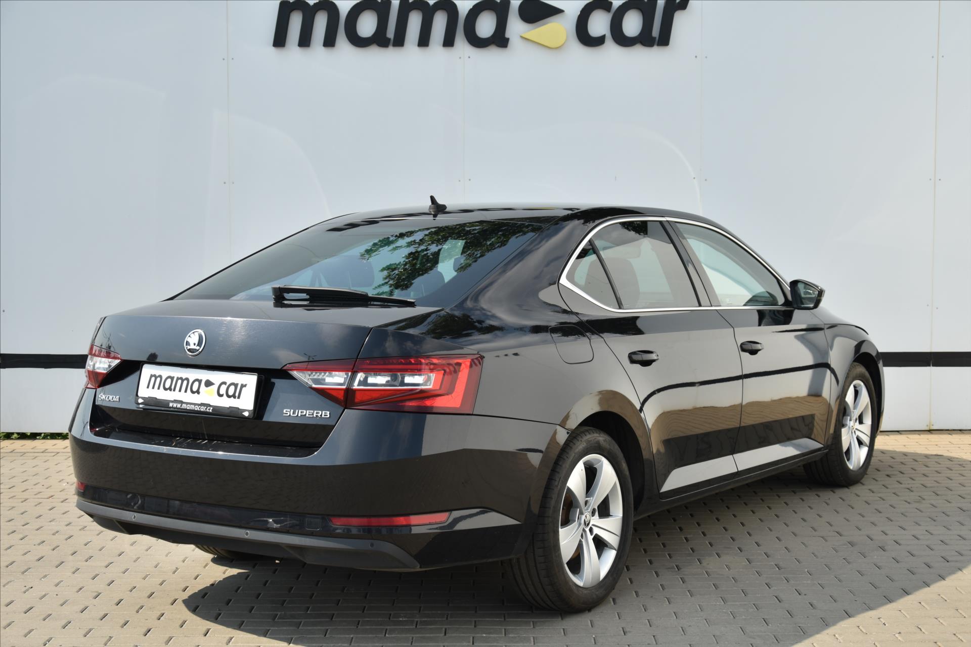 skoda-superb-2-0tdi-style-tazne-zar-1-maj - 1
