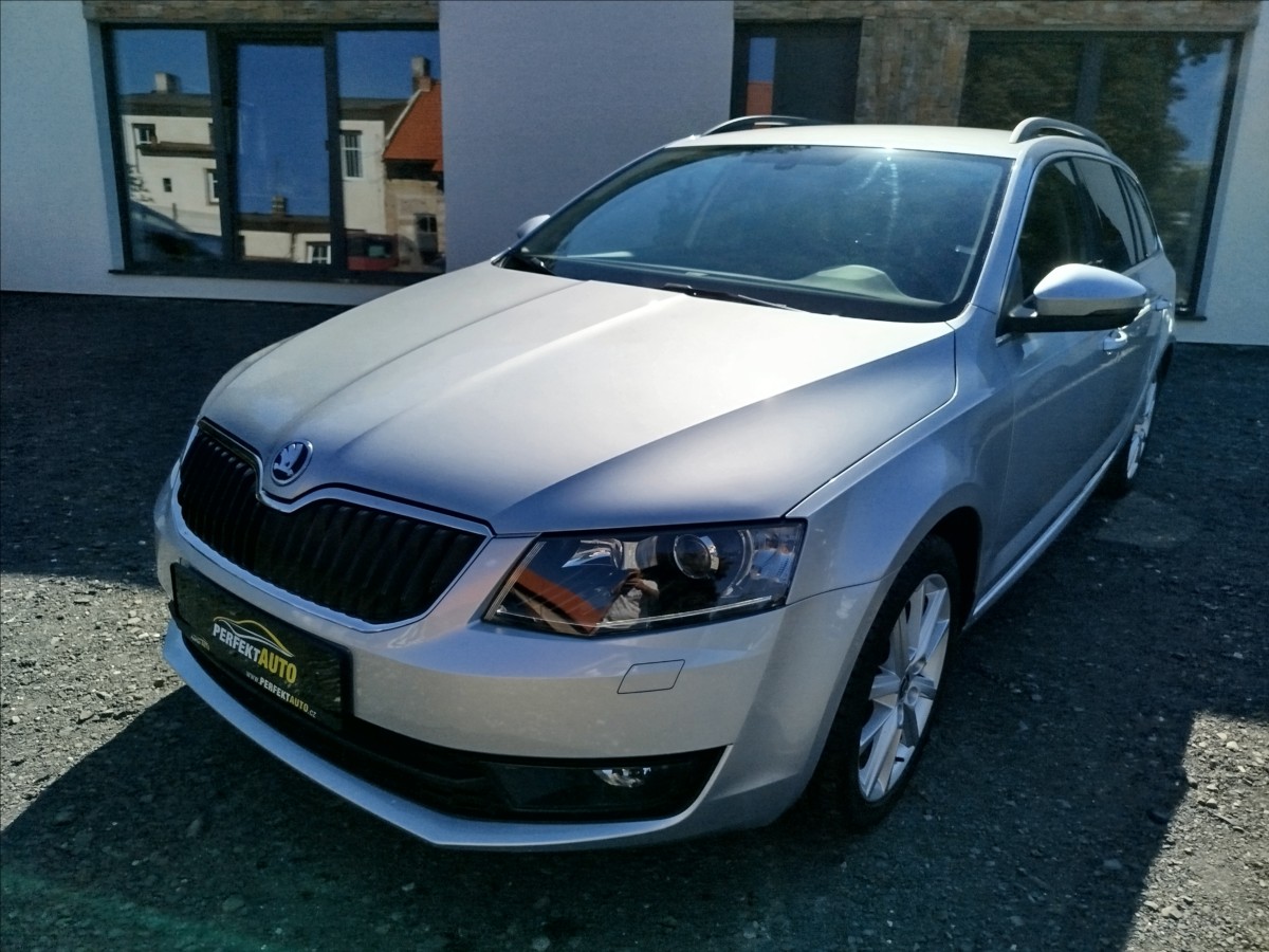 Škoda Octavia 2,0 TDi 110kW, SERVIS ŠKODA