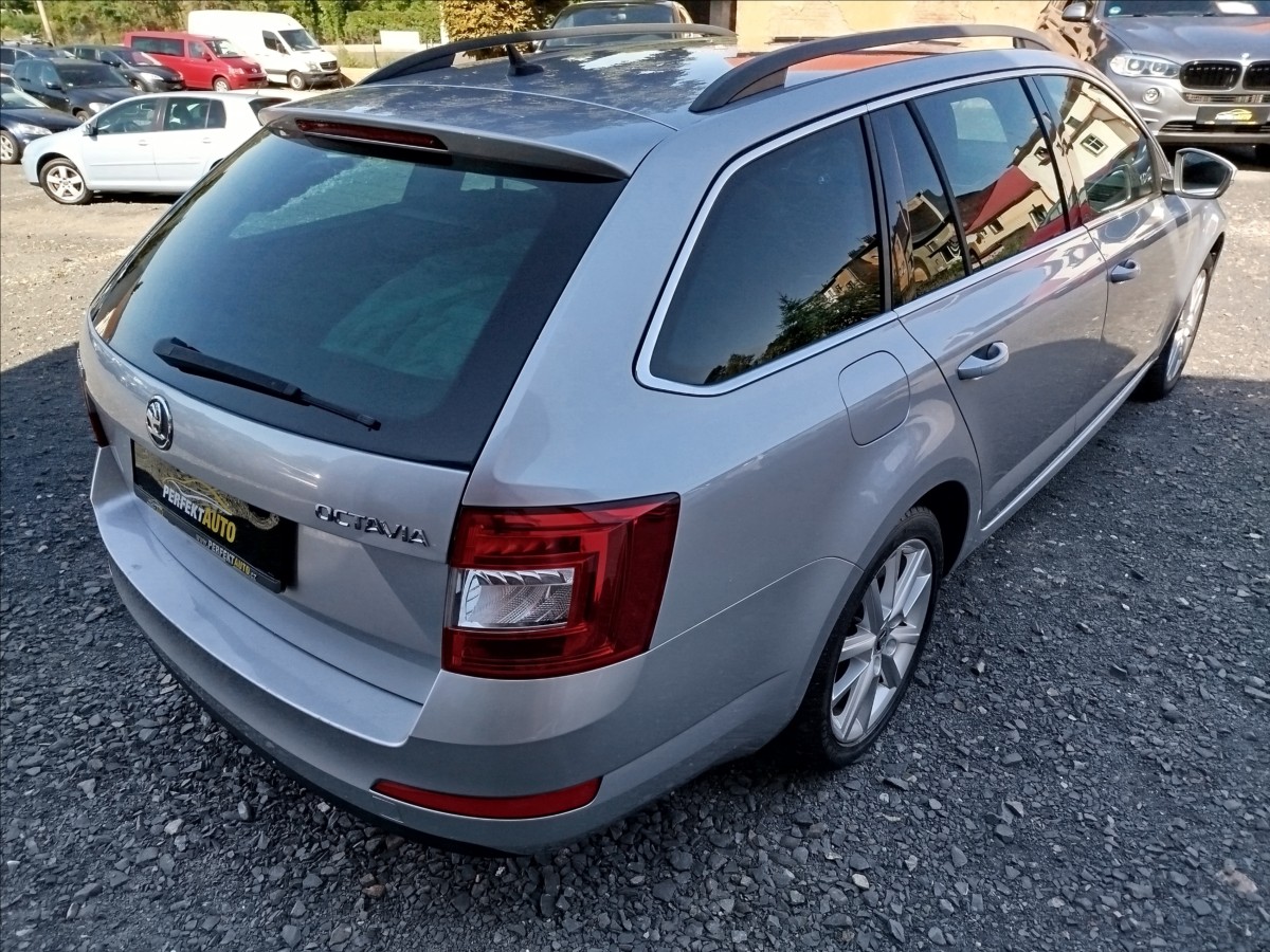 skoda-octavia-2-0-tdi-110kw-servis-skoda - 5