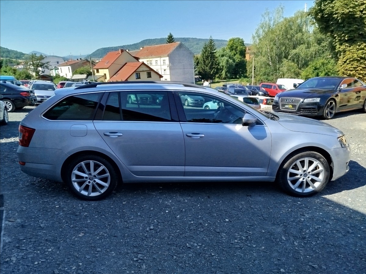 skoda-octavia-2-0-tdi-110kw-servis-skoda - 6