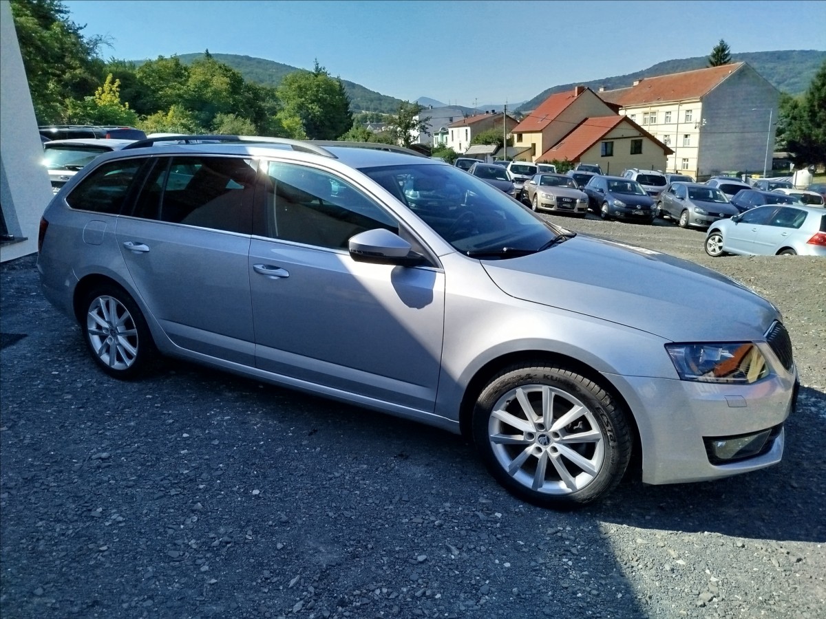 skoda-octavia-2-0-tdi-110kw-servis-skoda - 7