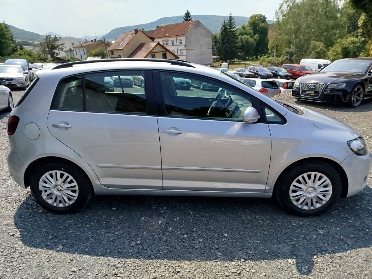 volkswagen-golf-plus-1-2-tsi-77kw-6-rychlosti-trend - 6