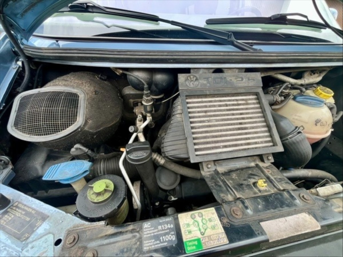 volkswagen-transporter-2-5 - 2