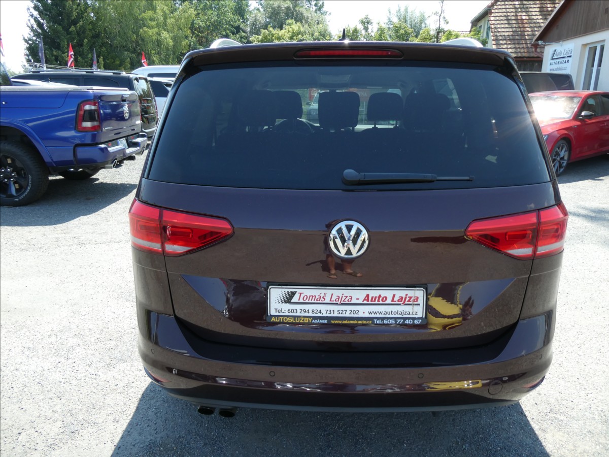 volkswagen-touran-1-4-tsi-110kw-dsg-navi-zaves - 7