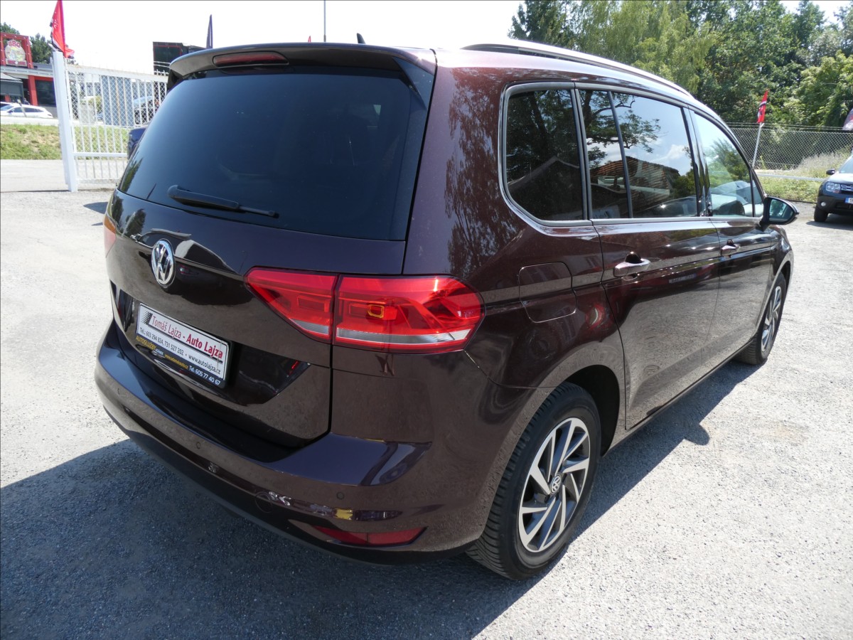 volkswagen-touran-1-4-tsi-110kw-dsg-navi-zaves - 8