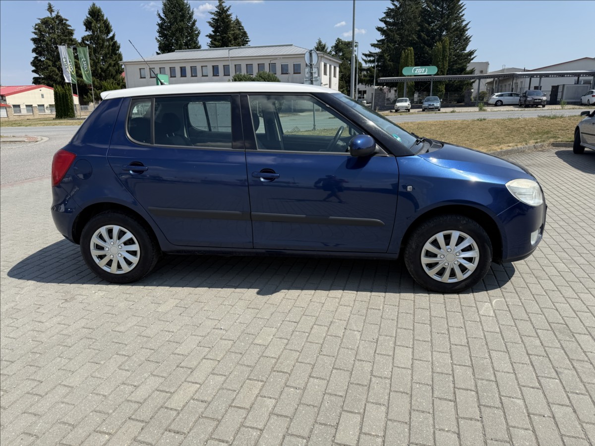skoda-fabia-1-4-i-16v-klima-po-stk - 4