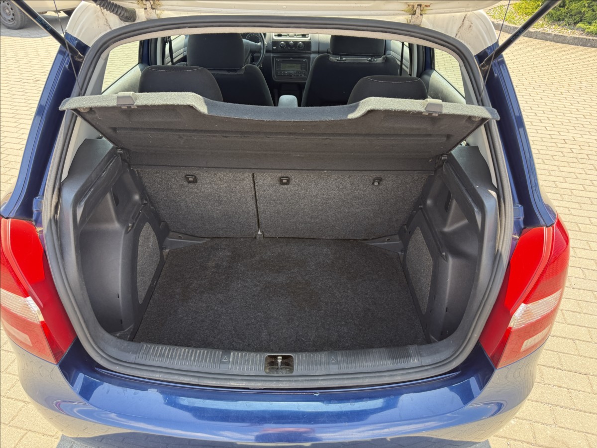 skoda-fabia-1-4-i-16v-klima-po-stk - 8