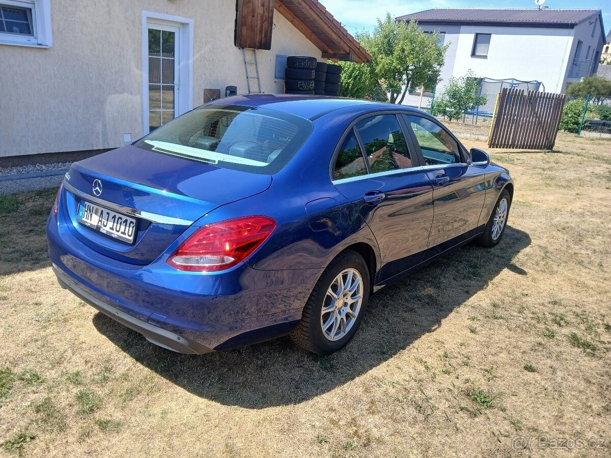 mercedes-benz-tridy-c-200d-blue-tec-100-kw - 3