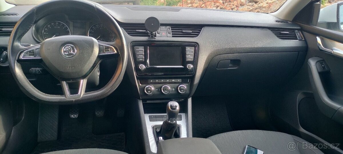 skoda-octavia-1-6 - 1