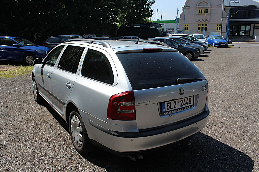 skoda-octavia-kombi-1-9-tdi - 8
