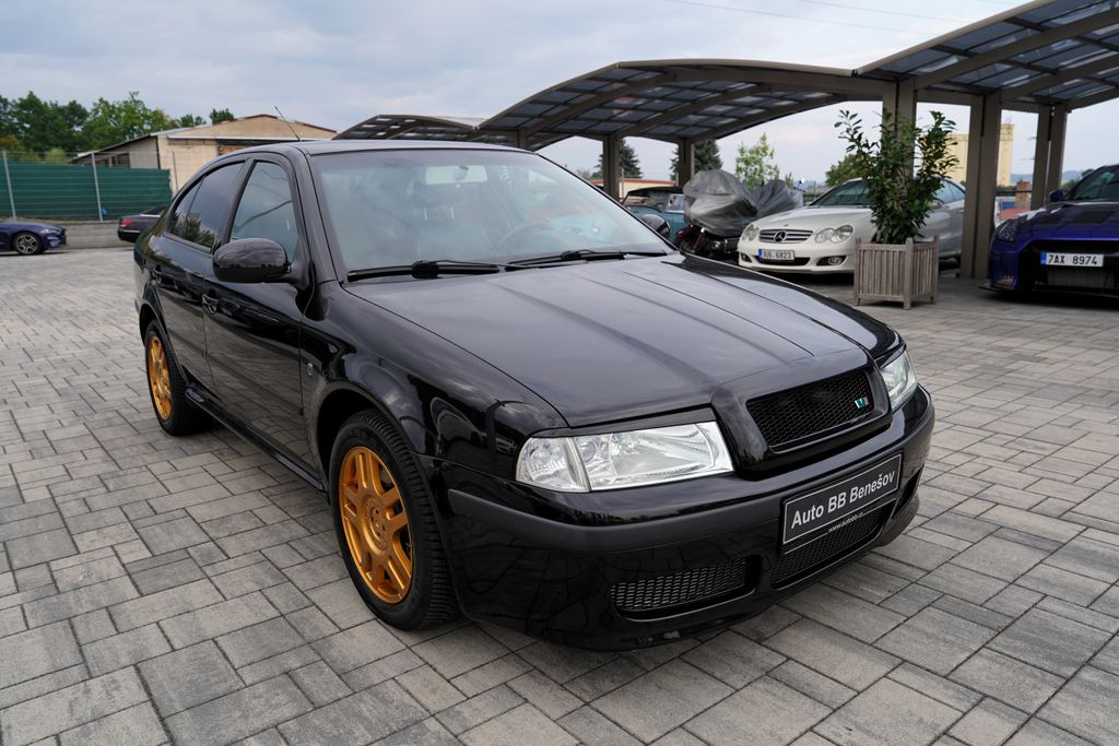 skoda-octavia-1-9-tdi-110kw-cr-kuze-al-kola - 7