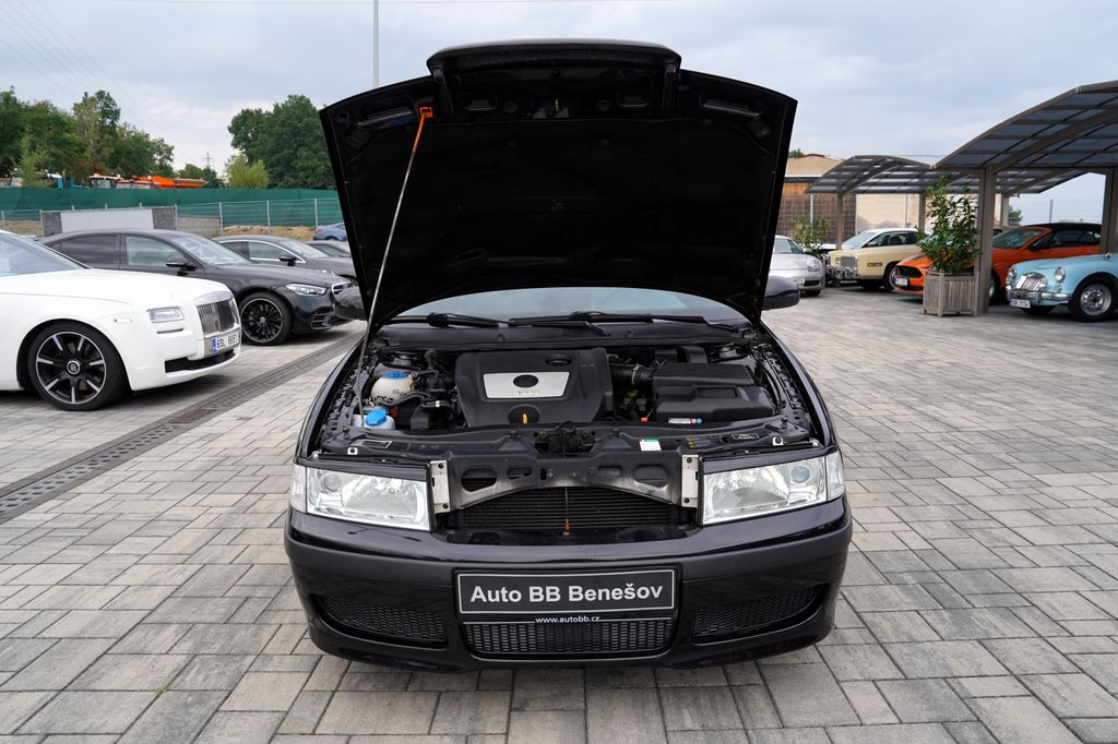 skoda-octavia-1-9-tdi-110kw-cr-kuze-al-kola - 8
