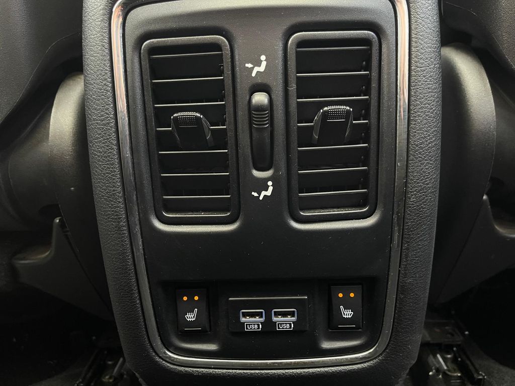 jeep-grand-cherokee-overland-1-maj-tz-pano-dph - 9