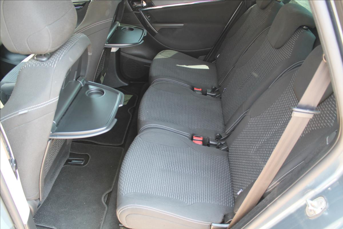 citroen-c4-picasso-1-6-hdi-82kw-selection - 7