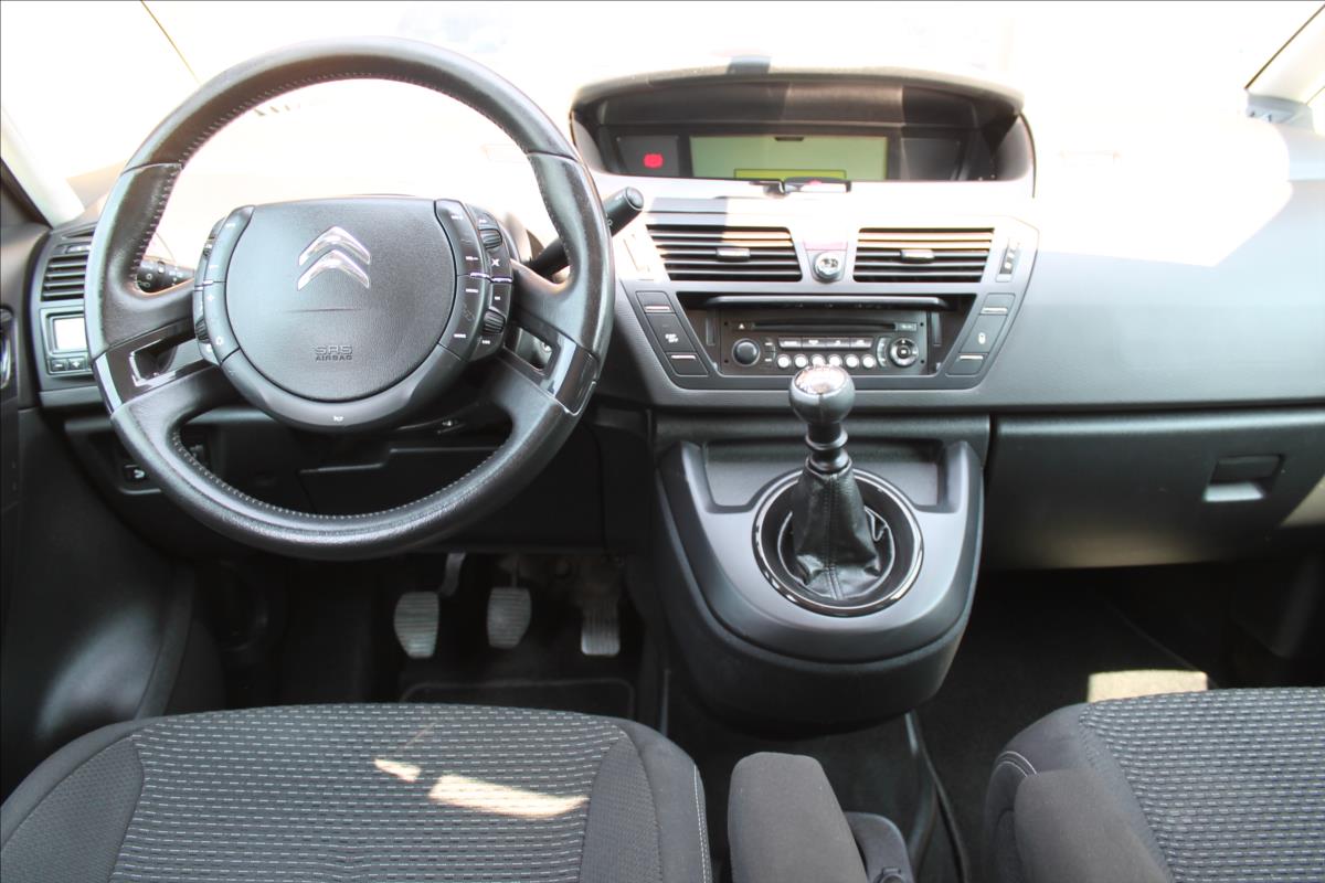 citroen-c4-picasso-1-6-hdi-82kw-selection - 8