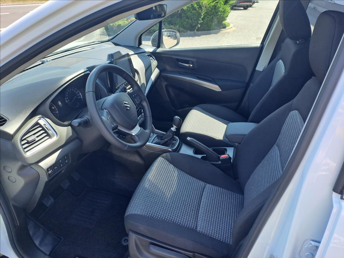 suzuki-s-cross-1-4-premium-my25 - 8