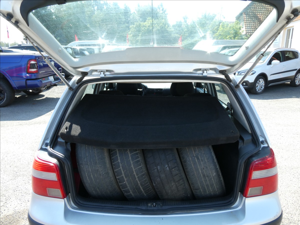 volkswagen-golf-1-9-tdi-74kw-edition - 9