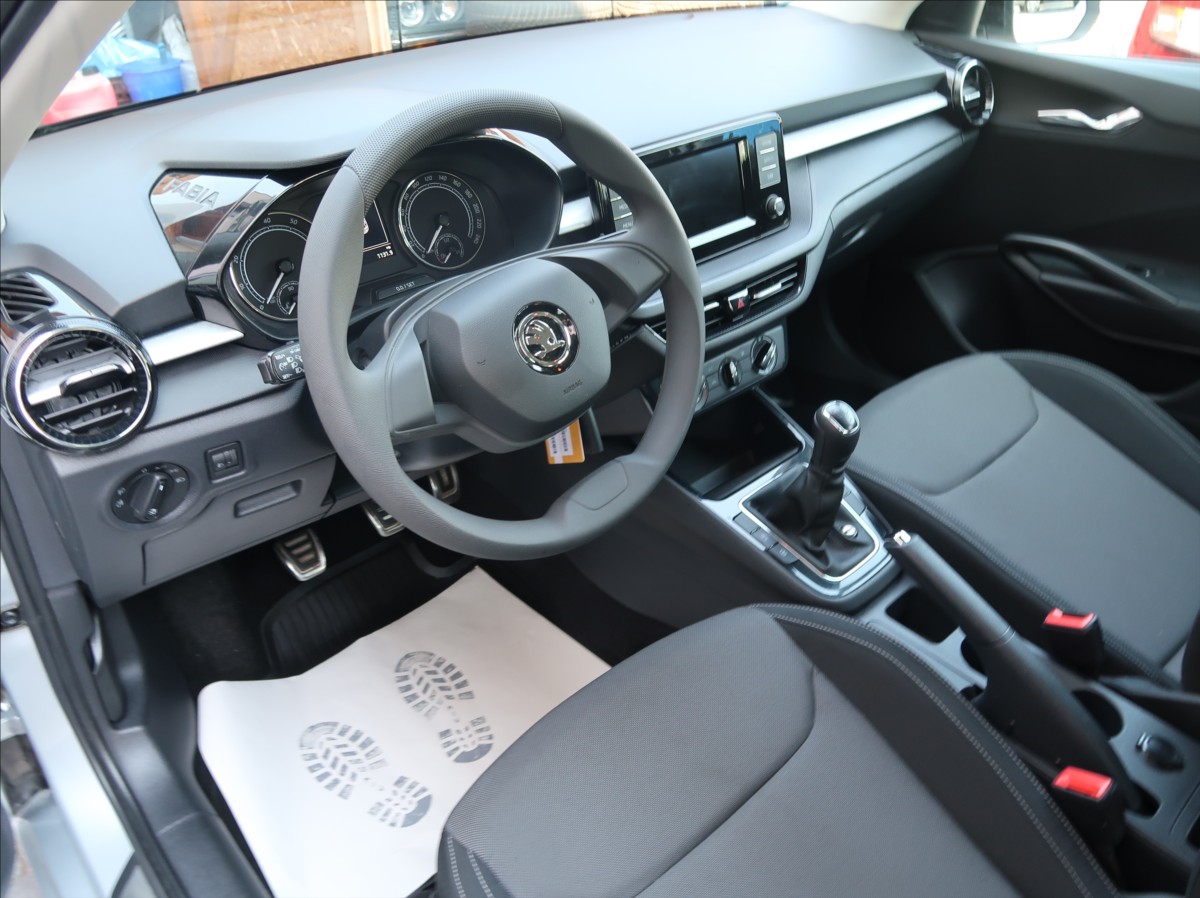 skoda-fabia-1-0-tsi-70kw-1majcr-serv-kn - 8