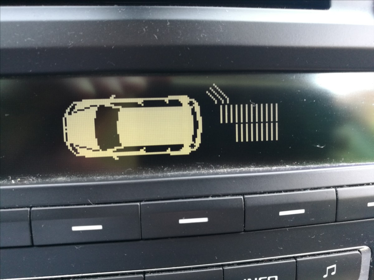 skoda-octavia-1-6-tdi-ambiente - 7