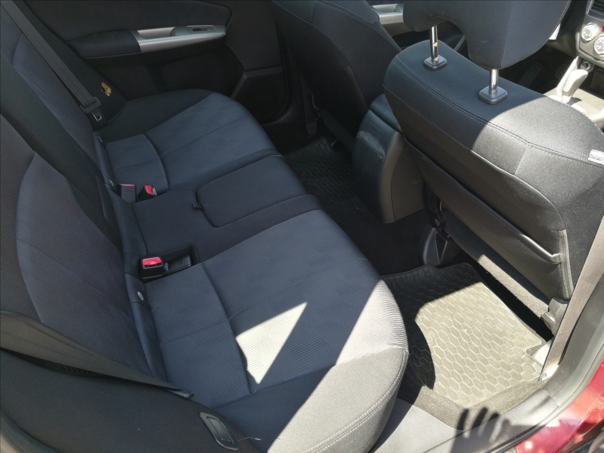 subaru-forester-2-0-i-4x4 - 9