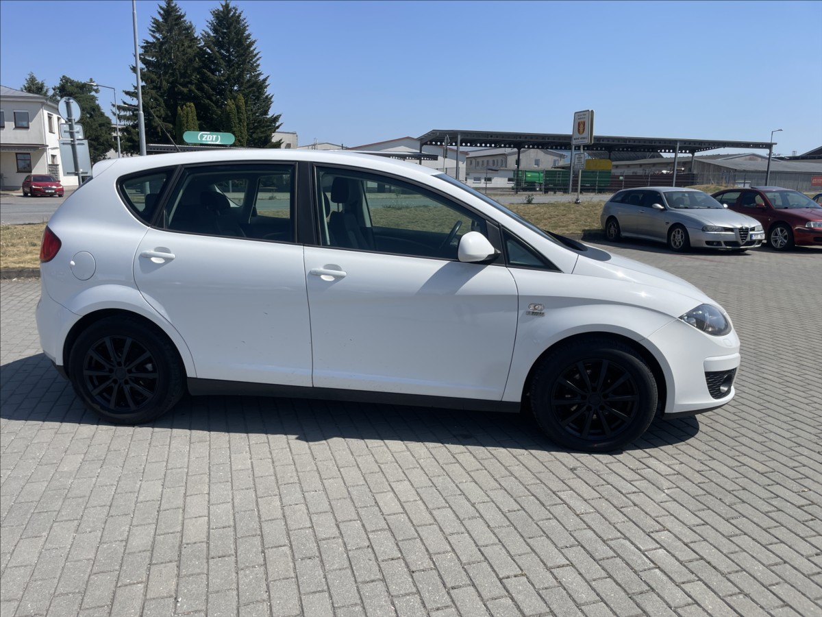 seat-altea-1-6-tdi-77kw-klima-xenon-gps - 4