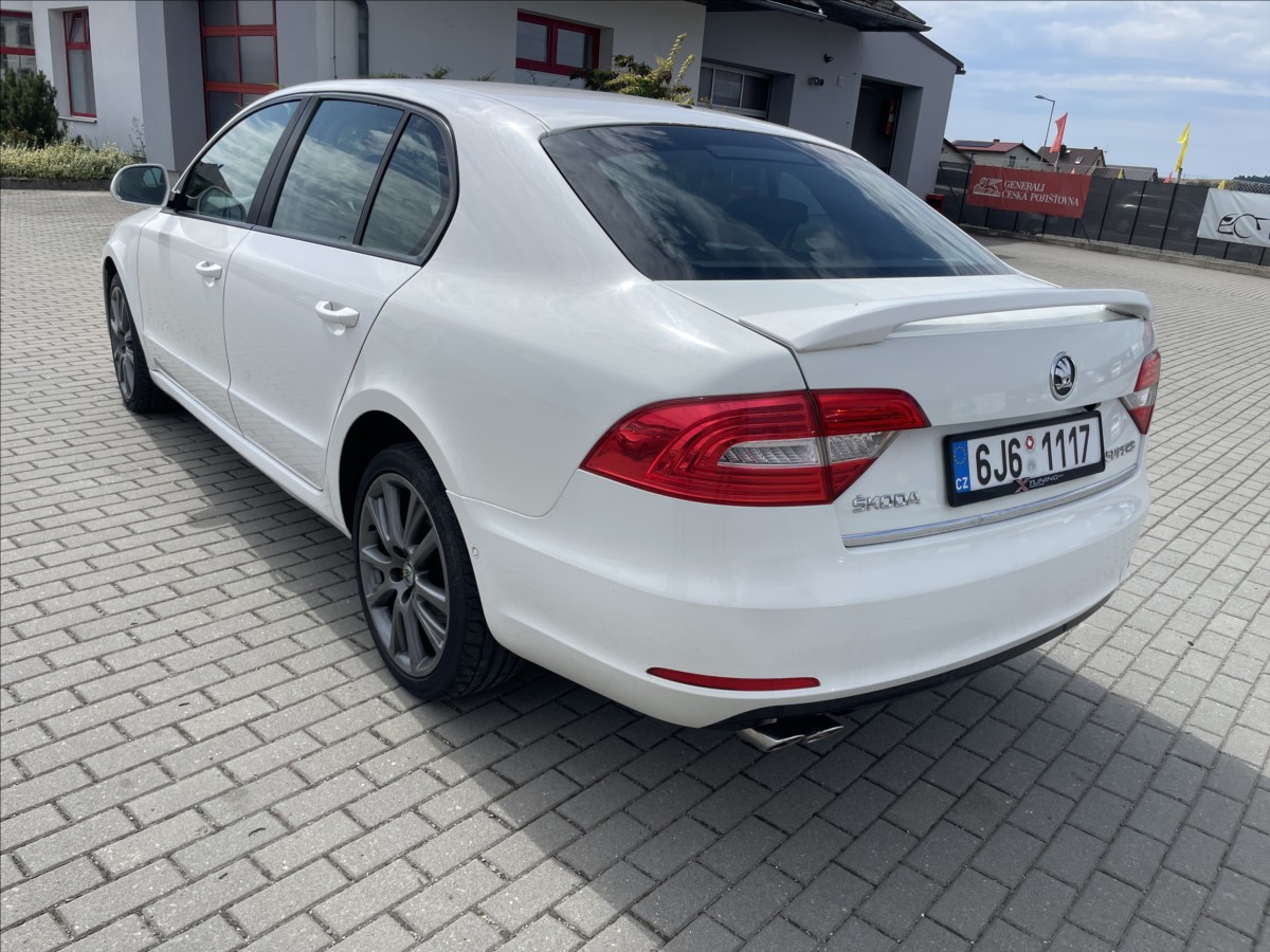 skoda-superb-2-0-tdi-103kw-elegance-facelift-led-czauto - 2