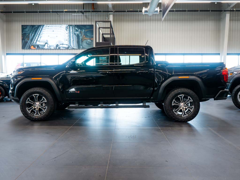 gmc-canyon-2-7-at4-premium-headup-2-lift - 1