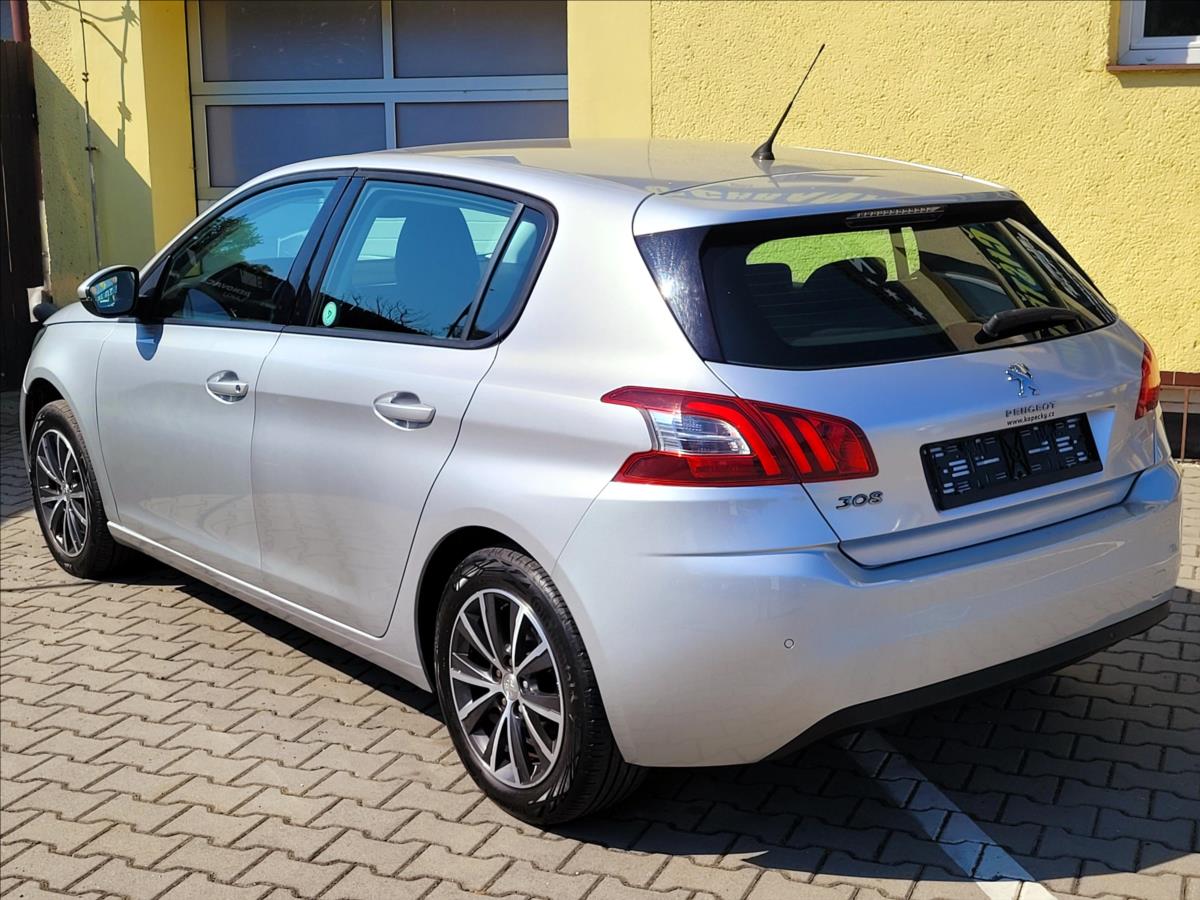 peugeot-308-1-6-hdi-digiklima-malo-najeto - 8