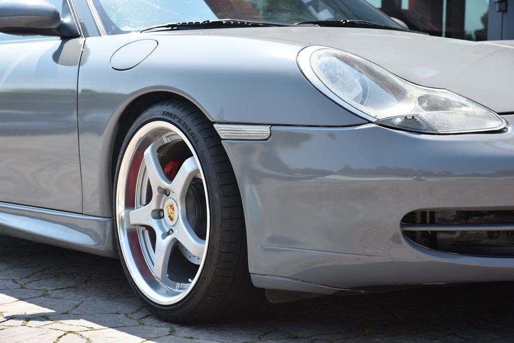 porsche-911-carrera-4-300-ps - 2