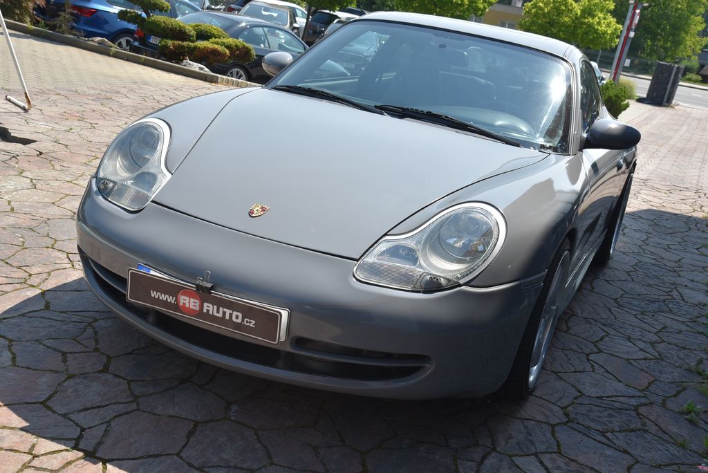 porsche-911-carrera-4-300-ps - 4