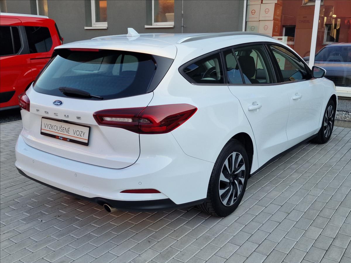 ford-focus-1-5-tdci-titanium-cr-1-maj - 9
