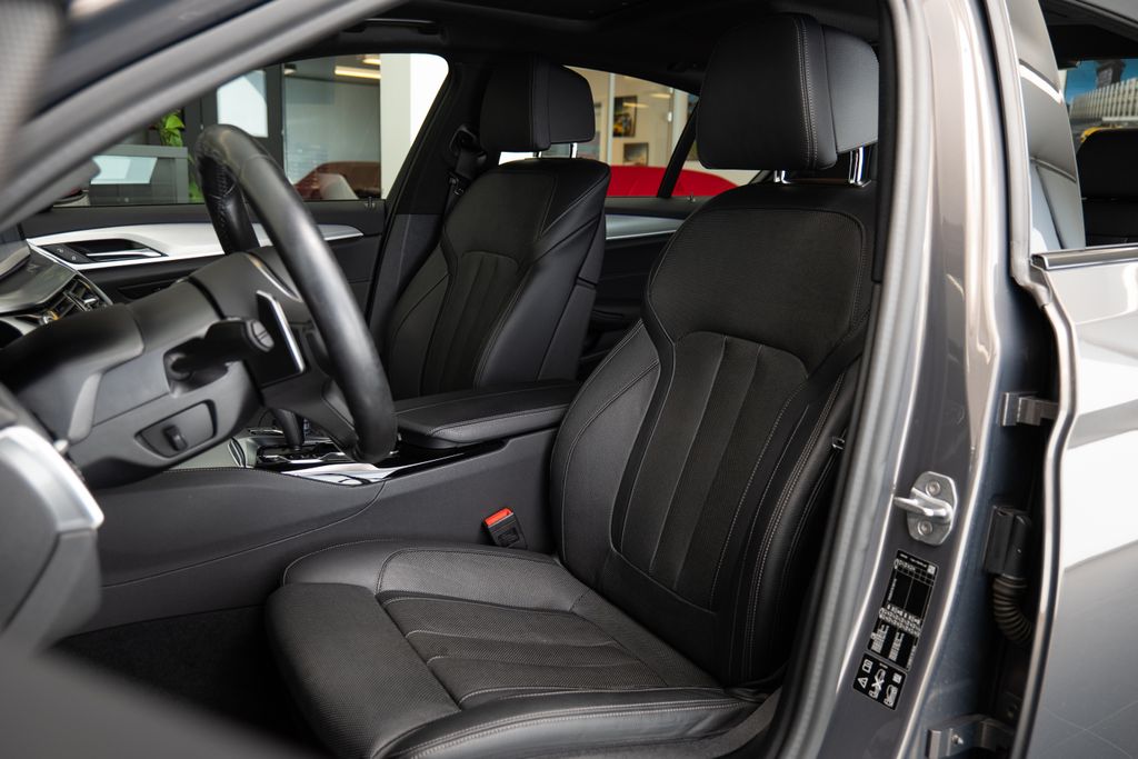 bmw-rada-5-d-xdrive-harmankardon-ventilovana-sedadla - 5