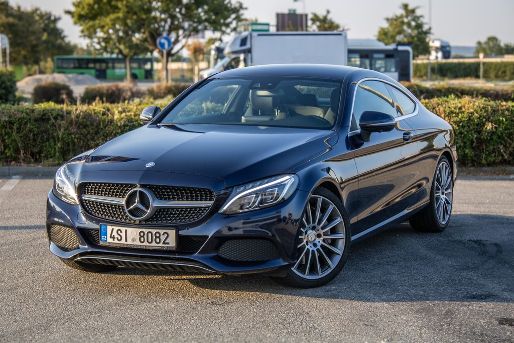 Mercedes-Benz Třídy C 4MATIC 2016