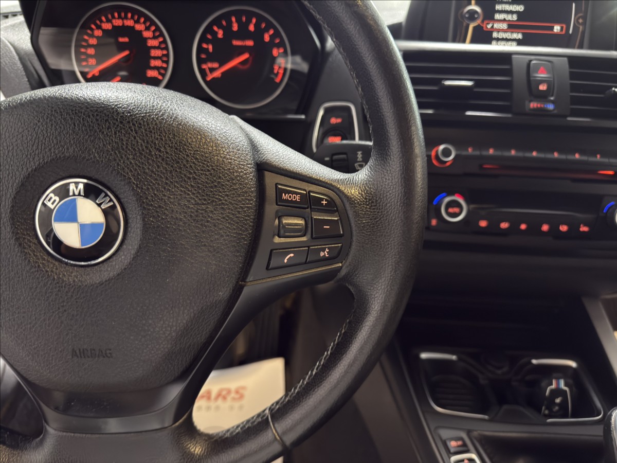 bmw-rada-1-1-6-116i-bi-xen-led-sport - 9