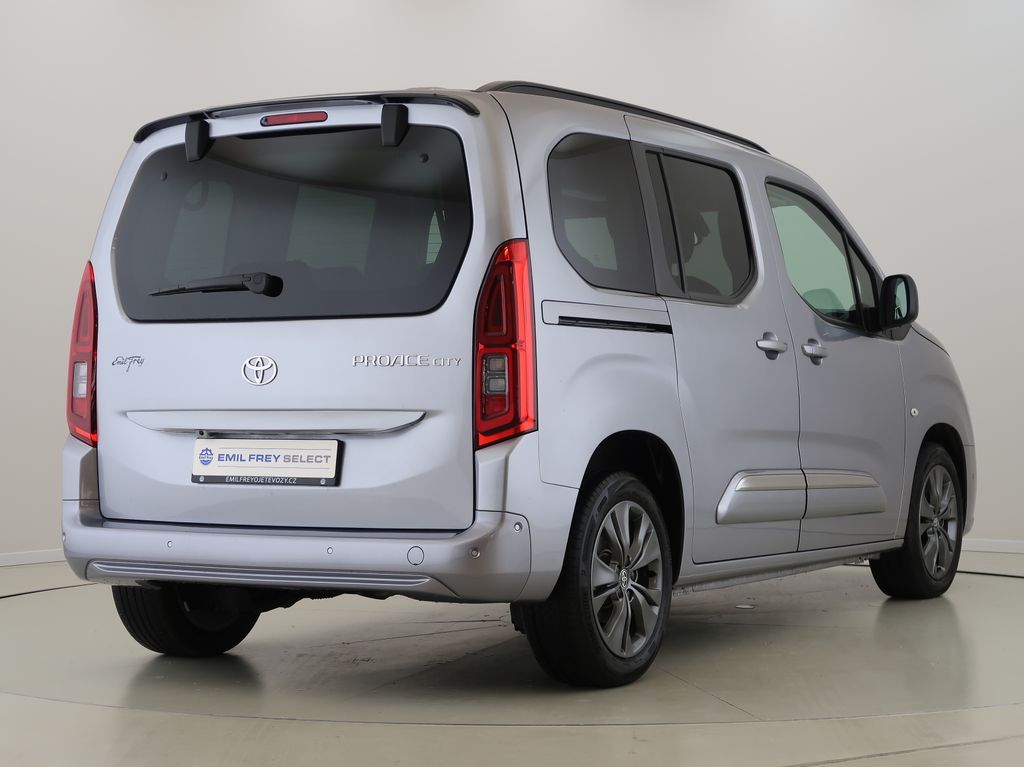 toyota-proace-city-verso-1-5d-96kw-at-cz-1maj-vip - 4
