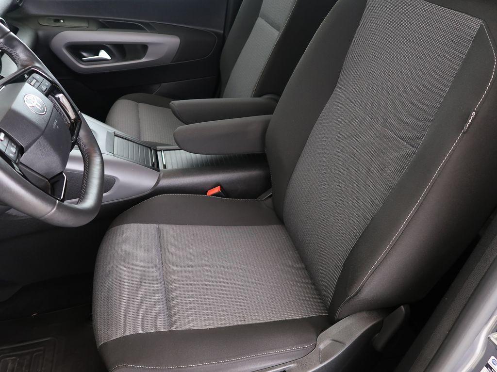 toyota-proace-city-verso-1-5d-96kw-at-cz-1maj-vip - 8