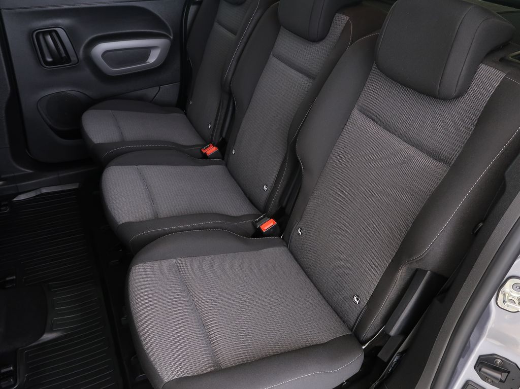 toyota-proace-city-verso-1-5d-96kw-at-cz-1maj-vip - 9
