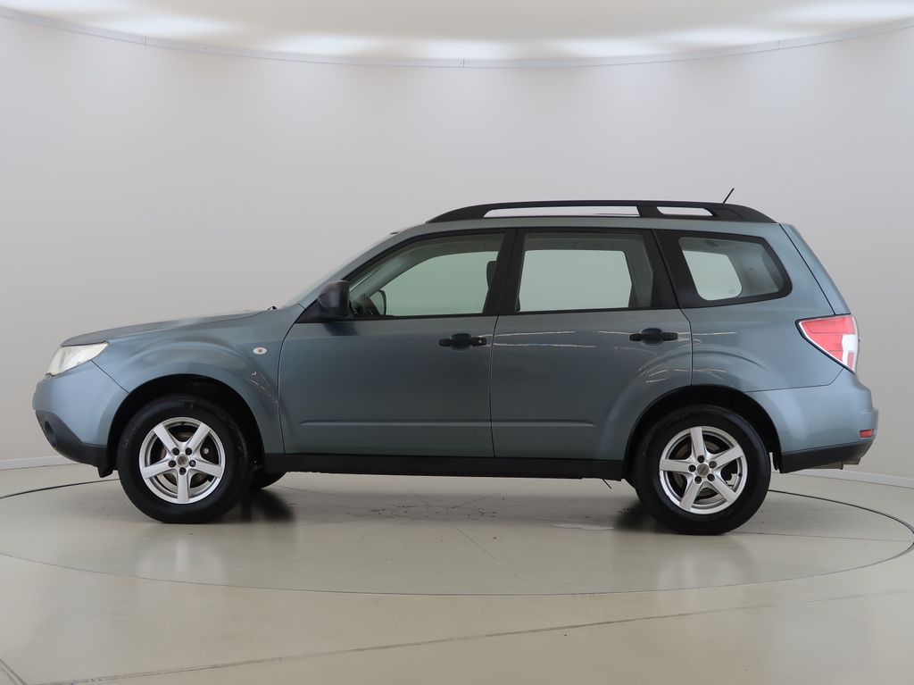 subaru-forester-2-0boxer-116kw-4x4-cz-active - 8